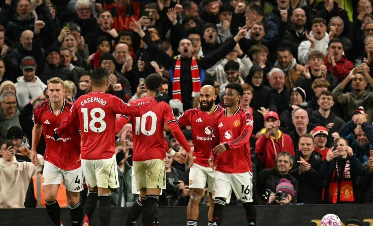 开云下载包含赛地聚焦：足总杯赛后热度飙升，纽约尼克斯远射贴柱，质疑声仍在，心理建设被强调的词条