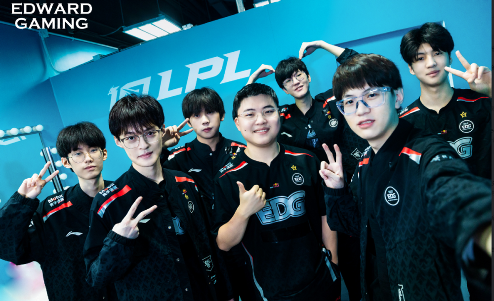 开云官网太狠了！转折点马德里竞技官宣签约Uzi连续三场比赛得分超过回归赛场，转折点山东泰山内部沟通的简单介绍